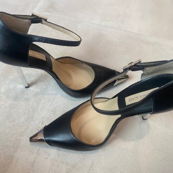 Michael Kors Arielle Steeltoe Leather Pumps - Picture 7 of 11